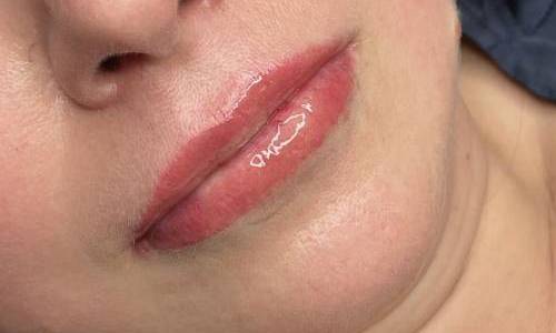 makijaż permanentny ust